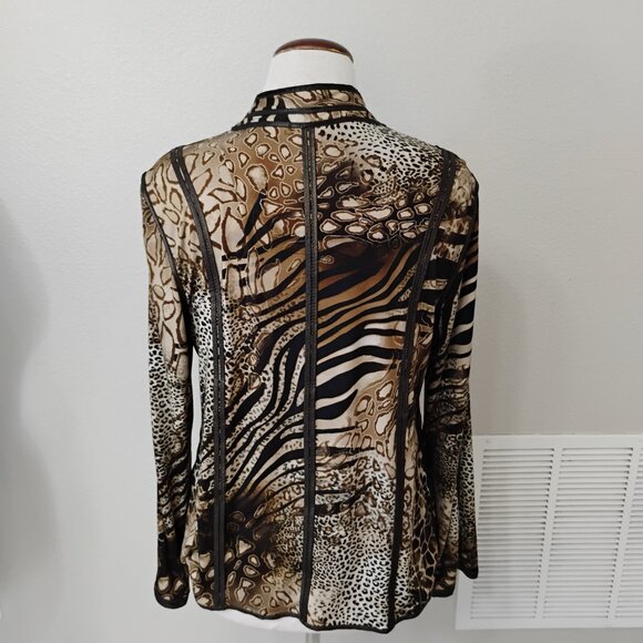 Chico’s Open-Front Animal/Geometric Print Jacket – Size 1 – Gently Worn - Picture 3 of 14